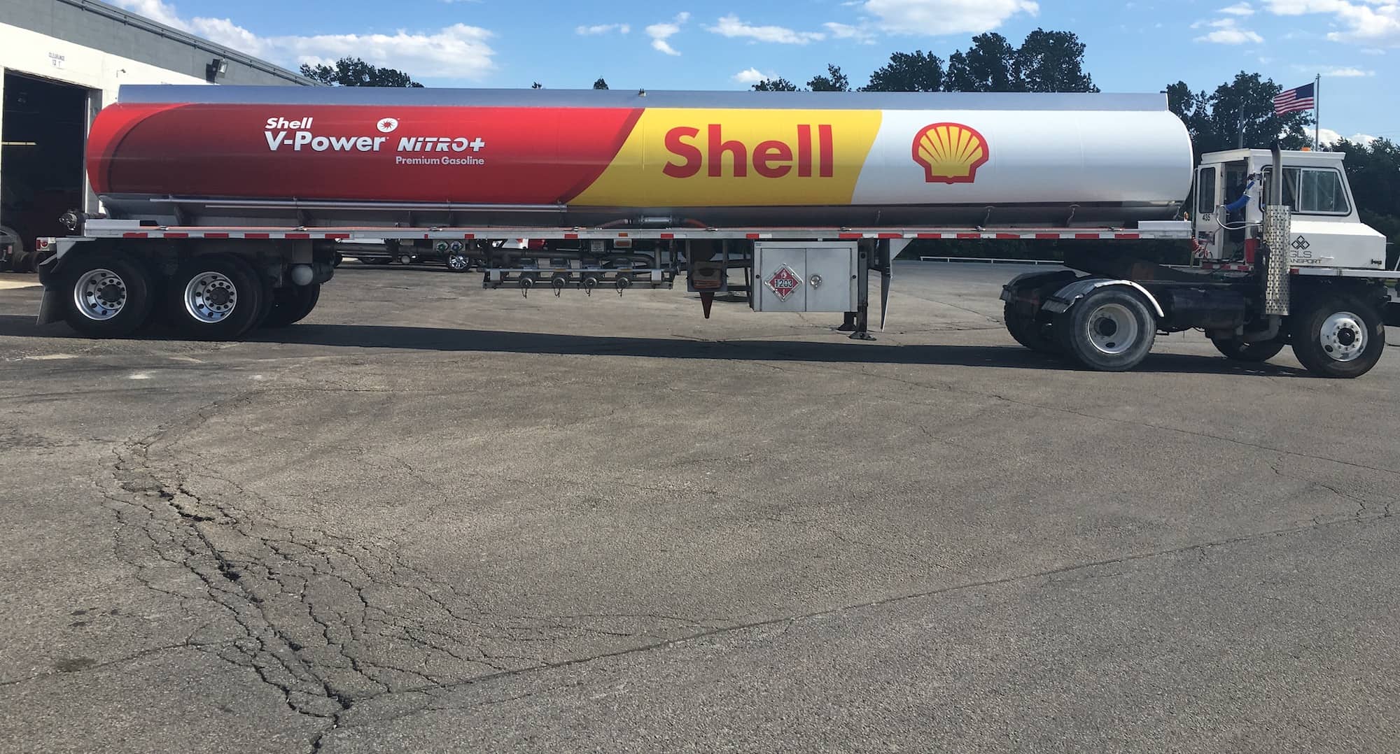 shell-tanker-truck-wrap