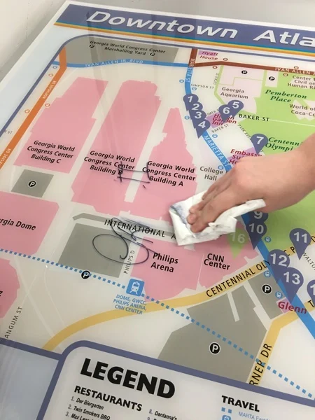 Trangrafix transportation sign